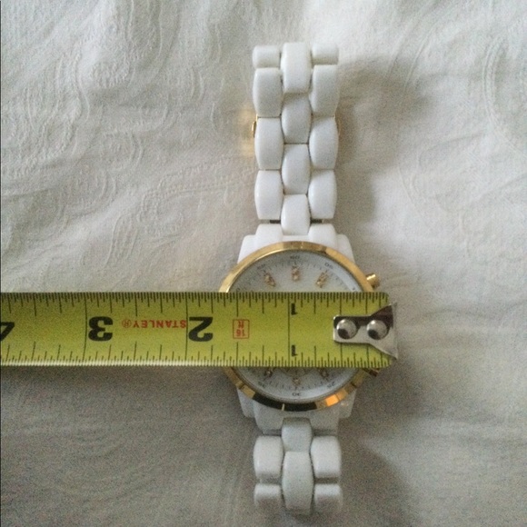 EUC Michael Kors white resin watch with gold detail. - Picture 7 of 9